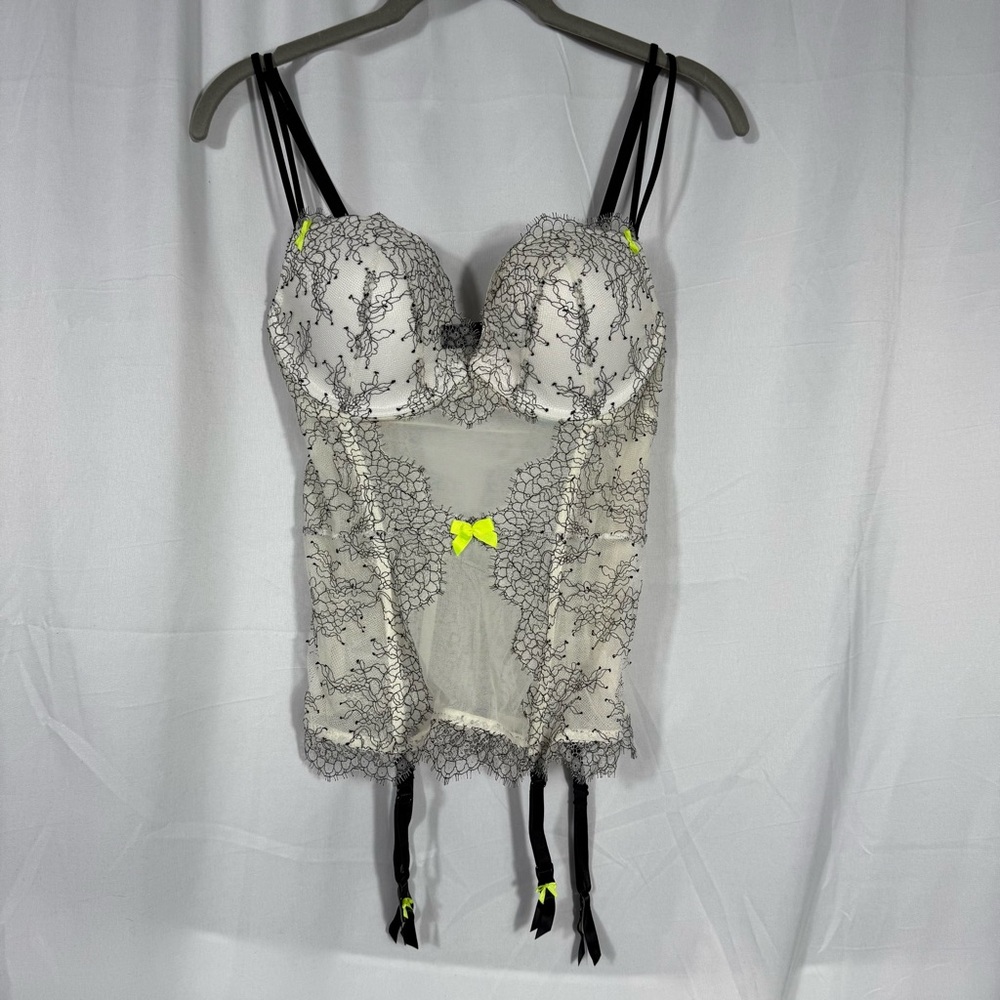 Victoria's Secret Black and Cream Lace Bustier